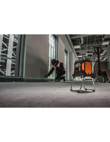 Nível laser 3 linhas AEG CLG330-K, alinhamento perfeito preparado para locais de trabalho com um alcance de 30m, Linha 