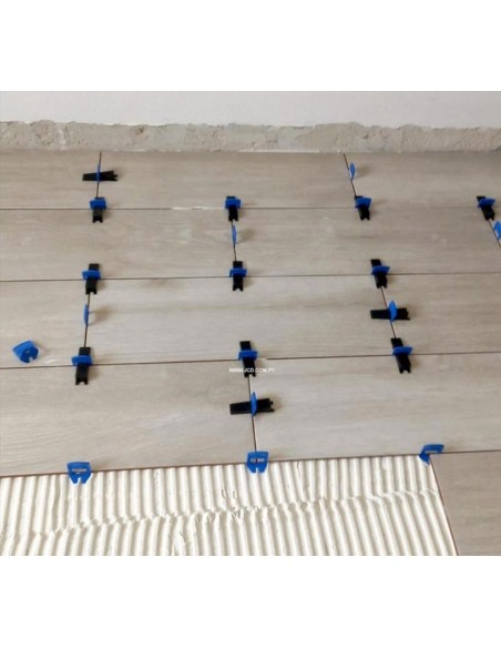 Espaçadores Niveladores, Distanciadores plástico, distanciador para Ladrilhos, Cunhas, Ladrilhadores, pavimentos, piso